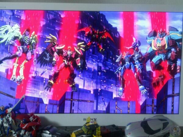 Transformers Go! DVD Finale Screen Captures Of Massive Battle With The Predacons  (10 of 16)